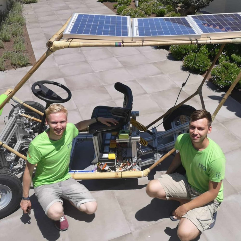 SMART-GREEN-PROJECT-Bamboo-Solar-Car